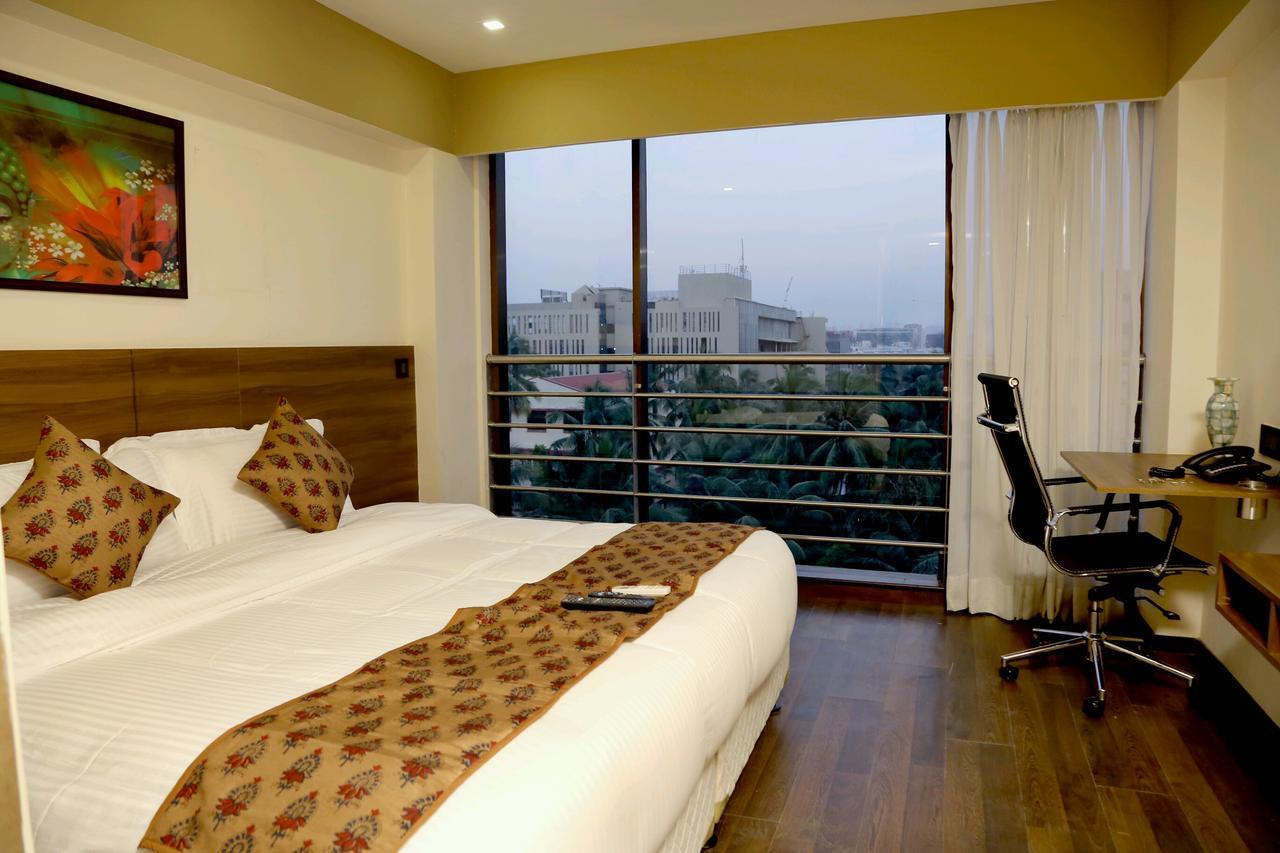 Hotel Mumbai House Andheri East, Mumbai Exterior foto