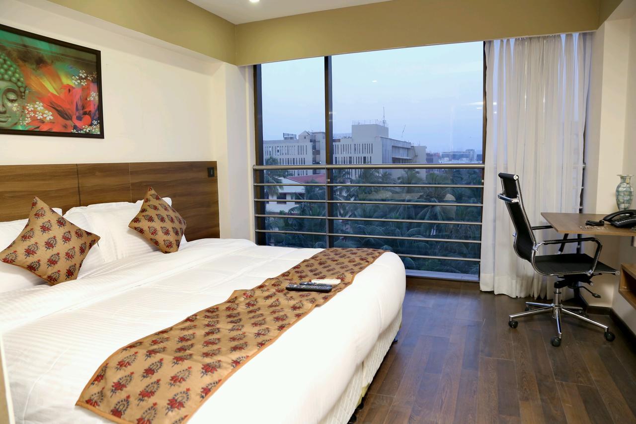 Hotel Mumbai House Andheri East, Mumbai Exterior foto