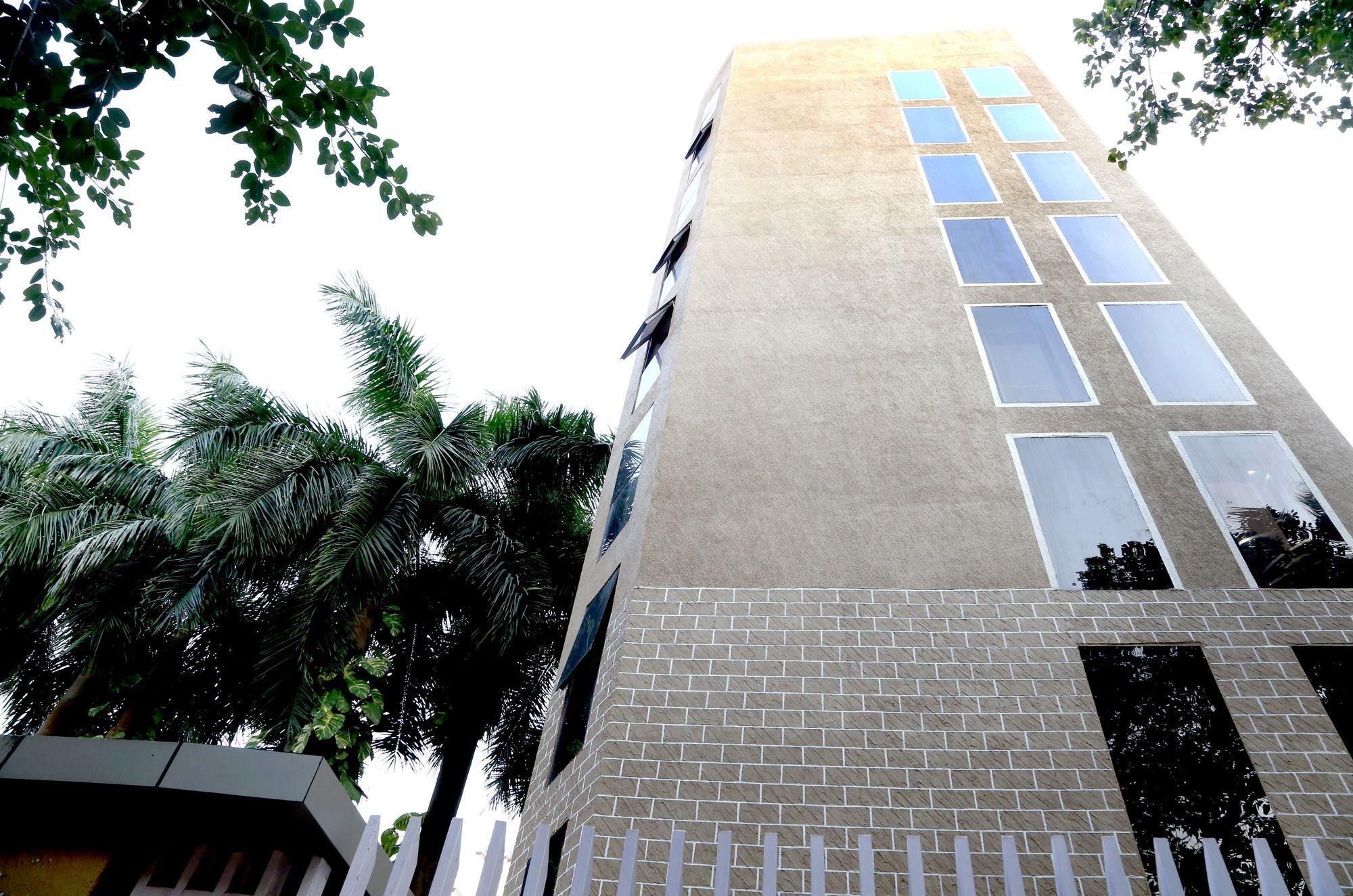 Hotel Mumbai House Andheri East, Mumbai Exterior foto